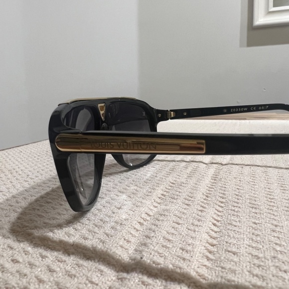Louis Vuitton Evidence Sunglasses Black - Picture 15 of 16